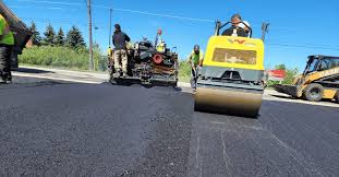 Best Driveway Crack Filling  in Guerneville, CA